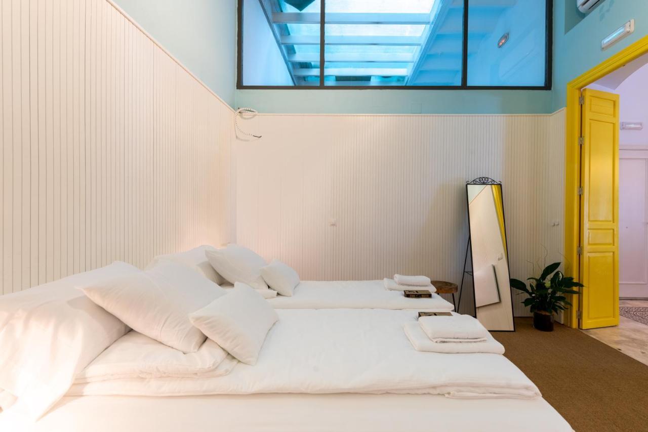 Apartamento Trahzo Sevilla Bagian luar foto